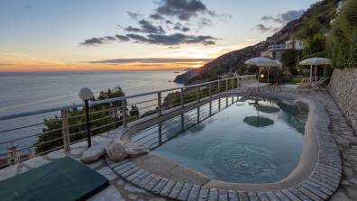 Charming Villa 1B - 2B by Wonder Tour